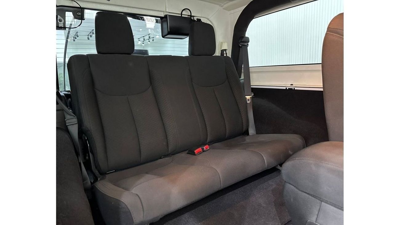 جيب رانجلر 2018 Jeep Wrangler Rubicon V6, June 2024 Warranty + Service Pack, Full Service History, GCC