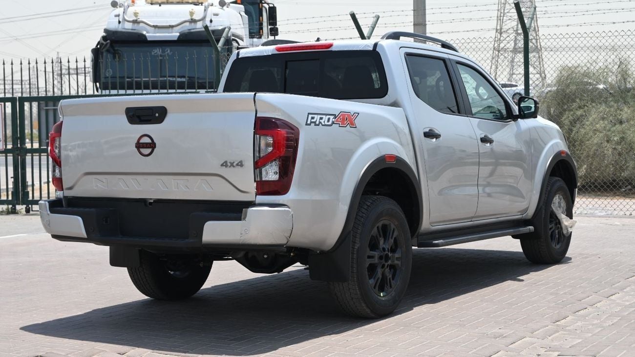 Nissan Navara NISSAN NAVARA 2.5L DIESEL PRO4X 4X4 SILVER DC AT MODEL 2025 BRAND NEW [AVAILABLE COLOURS : SILVER/W/