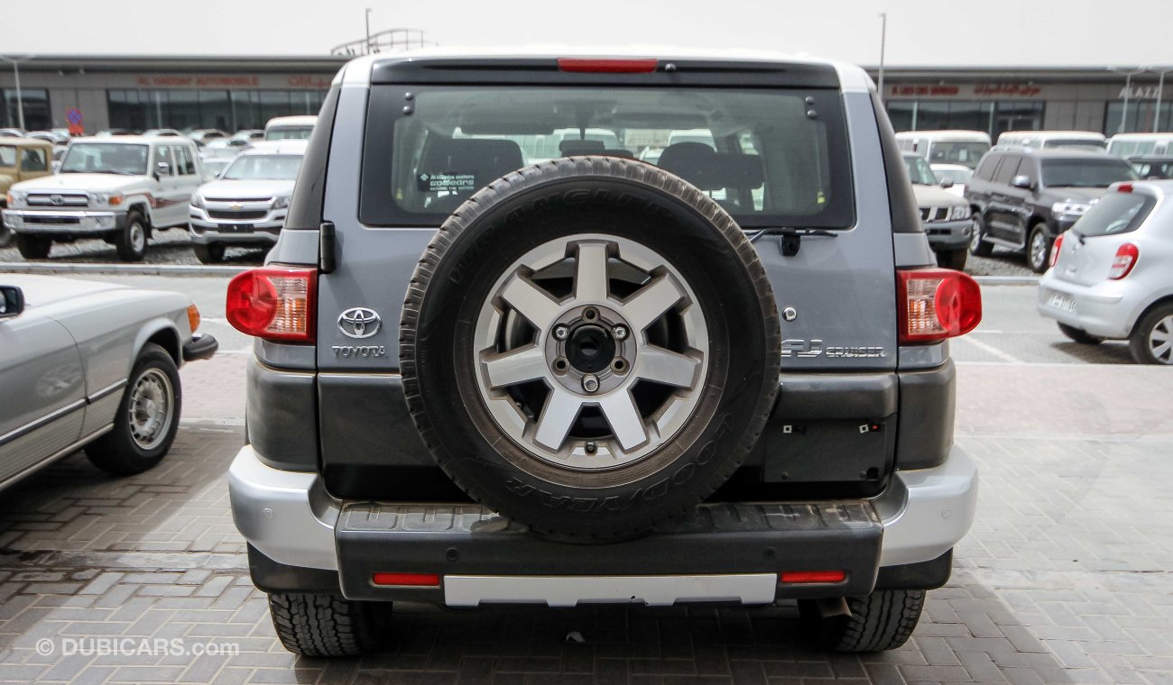 Toyota FJ Cruiser GXR