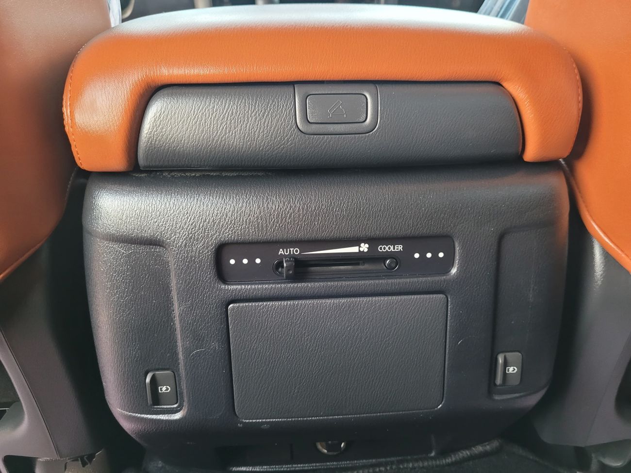 نيسان باترول TITANIUM FULL OPTION