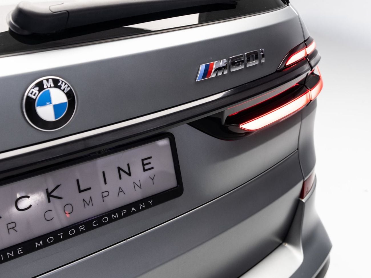 BMW X7 xDriveM60i (6 Seats) SUMMER STARTS NOW | EXCLUSIVE DEAL BY BLACKLINE, April 2029 Warranty + Service,