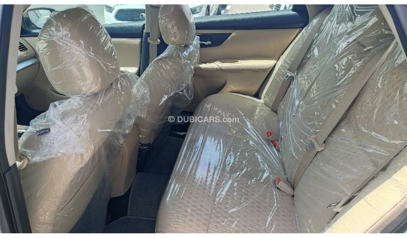 نيسان ألتيما