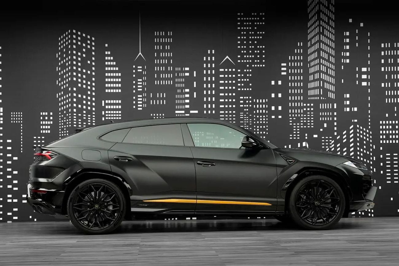 Lamborghini Urus LAMBORGHINI | URUS SE | FULL SPECS | 2025MY CARBON FIBER