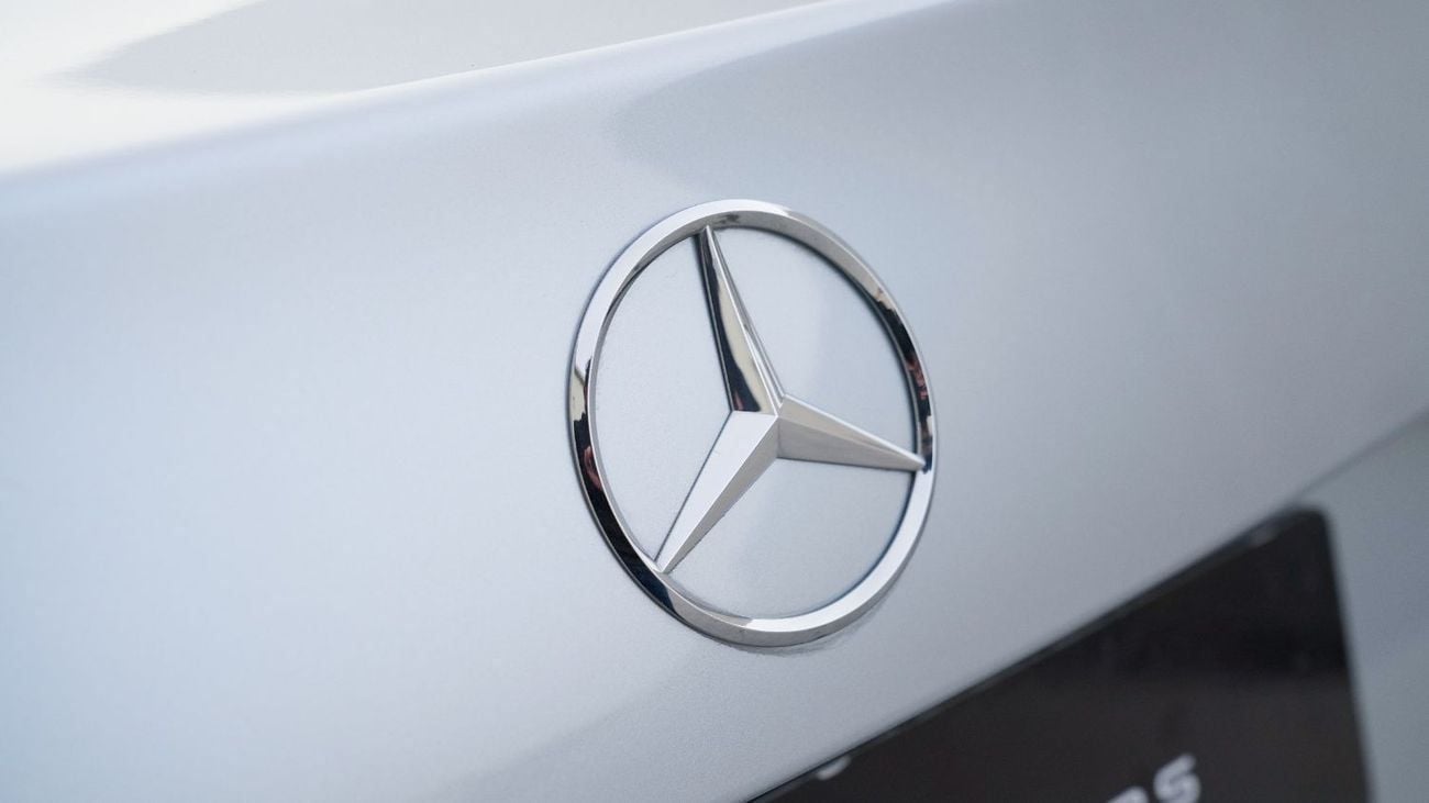 Mercedes-Benz C 200 Premium 2.0L