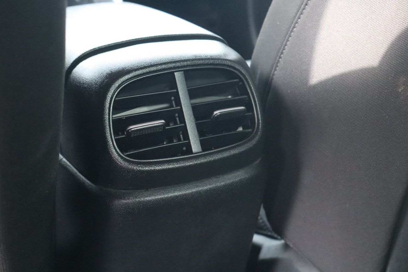 هيونداي إلانترا GL 1.6L