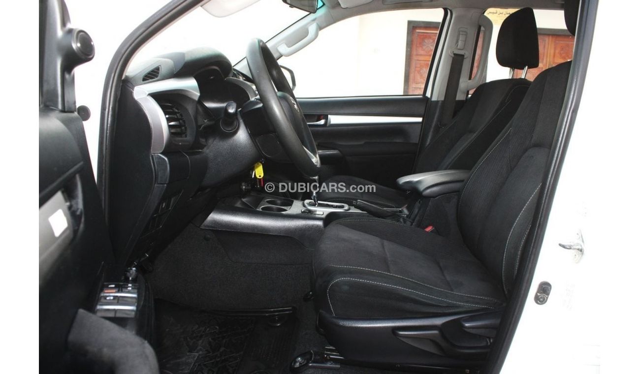 تويوتا هيلوكس GLS تويوتا هايلوكس 2020 بنزين فور ويل خليجي اوتوماتيك بحالة ممتازة