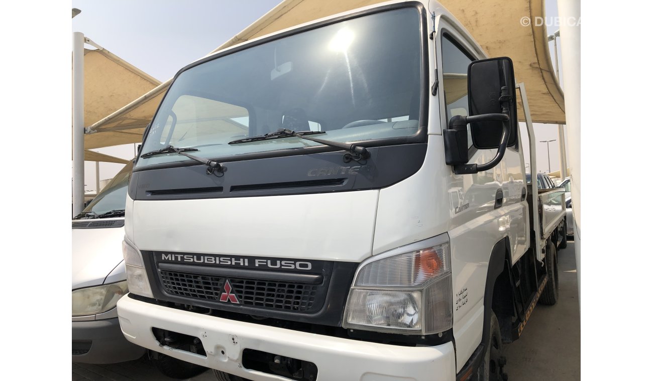 Mitsubishi Fuso Canter D/c Pick up 4x4,Model:2012.Low mileage