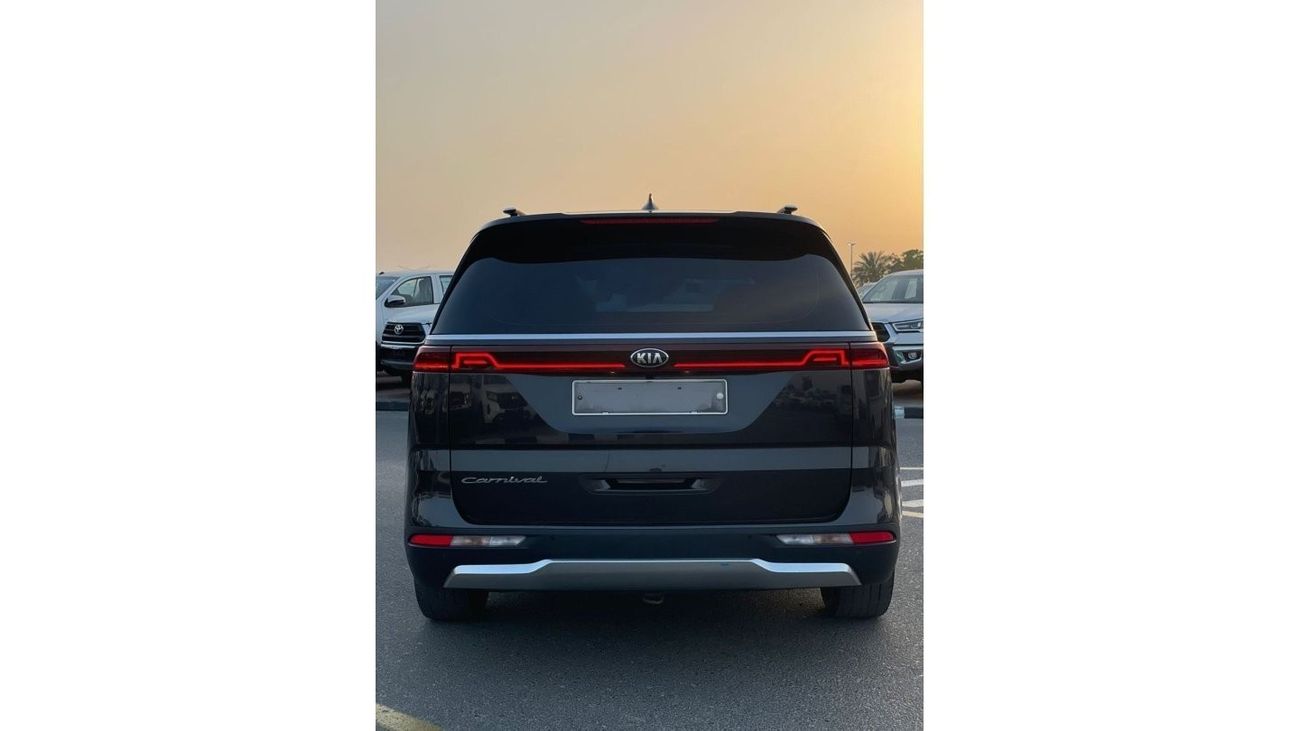 Kia Carnival 2021 Kia Carnival Exclusive Diesel Korean Specs Orignal Paint - 360* CAM - Panoramic View - 9 seater