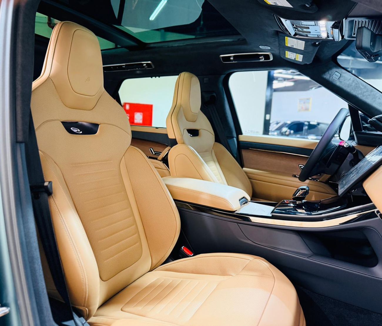 لاند روفر رينج روفر سبورت SV Celestial Gaea 2025 Brand New