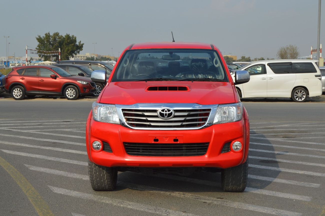 تويوتا هيلوكس Double Cubin  Right Hand Drive  Model: 2015 Engine: 3.0L 1KD