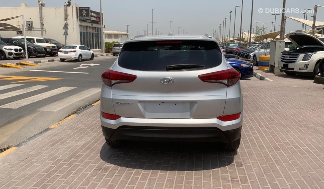 Hyundai Tucson GL Clean Title