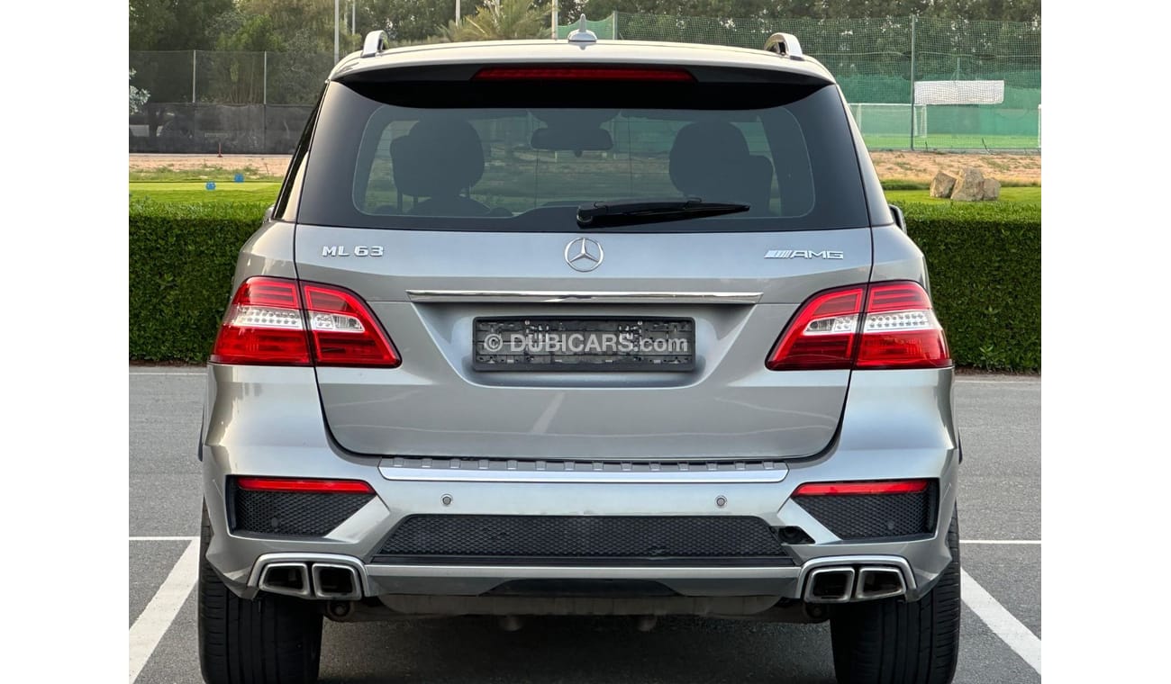 Mercedes-Benz ML 63 AMG Std Mercedes ML-63 AMG 2015 GCC V8 Perfect Condition - Full OPtion