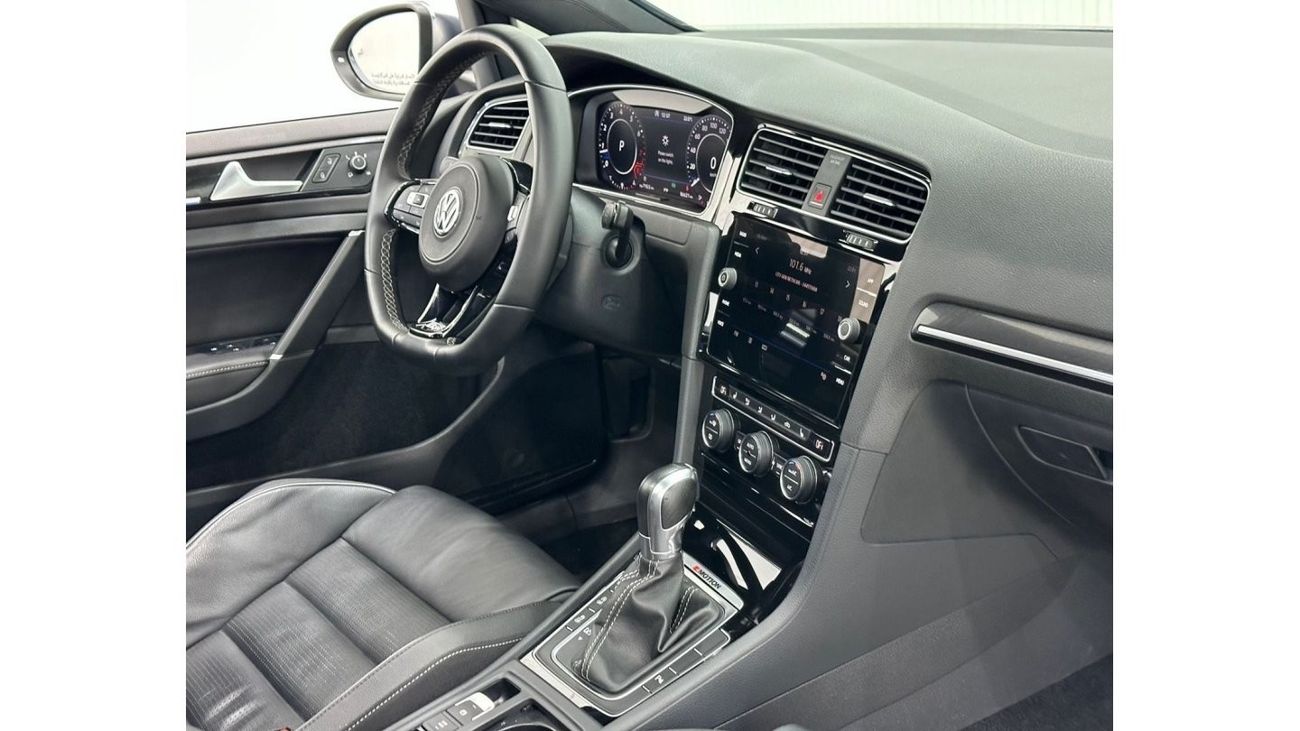 Volkswagen Golf 2018 Volkswagen Golf R MK7.5, Warranty, Full VW Service History, GCC