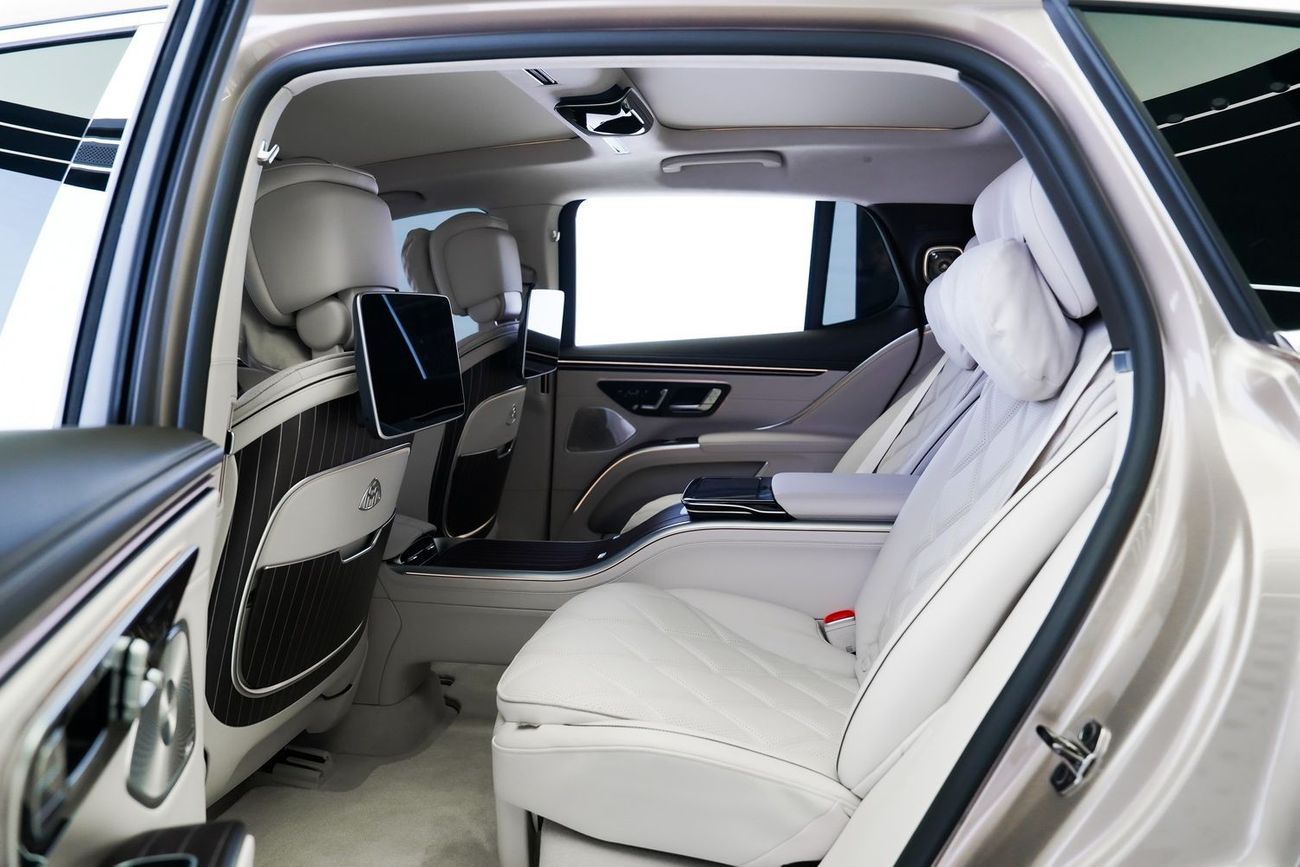 Mercedes-Benz EQS 680 Maybach