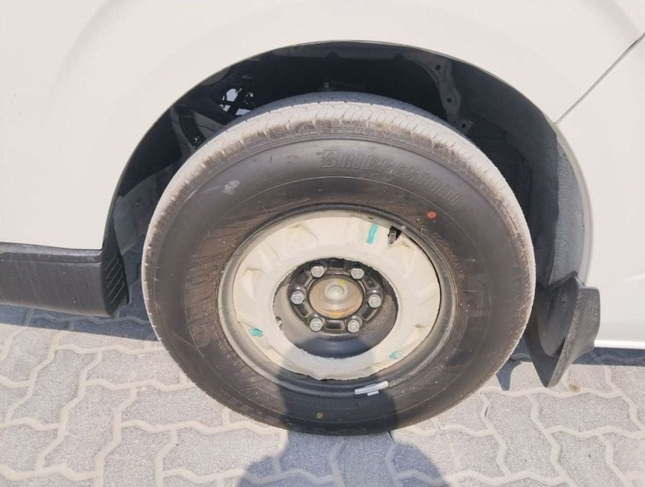 تويوتا هاياس GL TOYOTA HIACE HIGH ROOF DIESEL 2.5L