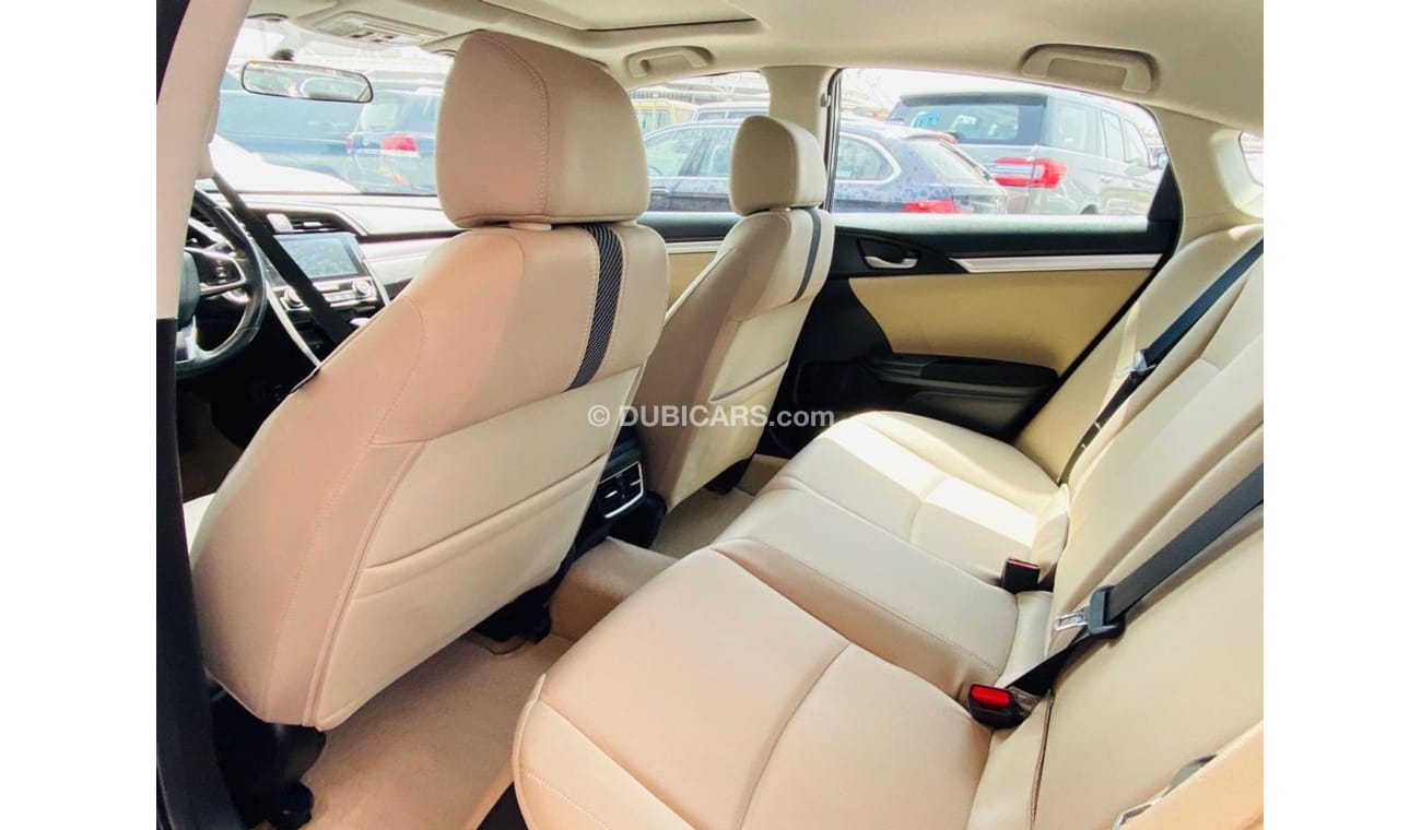 Honda Civic **2017** GCC Spec / Warranty until 2023