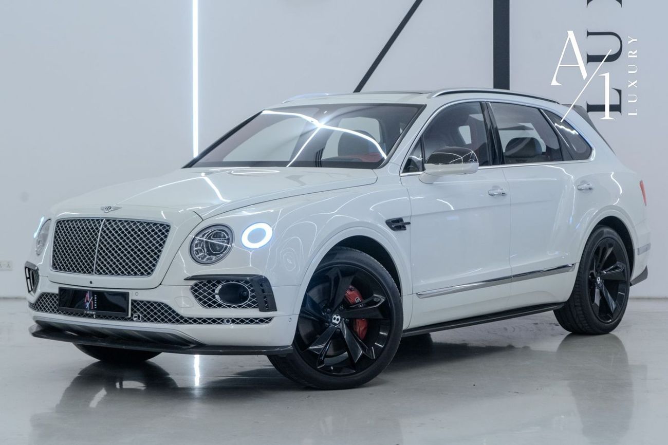 Bentley Bentayga W12 2018 Bentley Bentayga W12, Warranty, Full Service History, Two Tone Interior, GCC