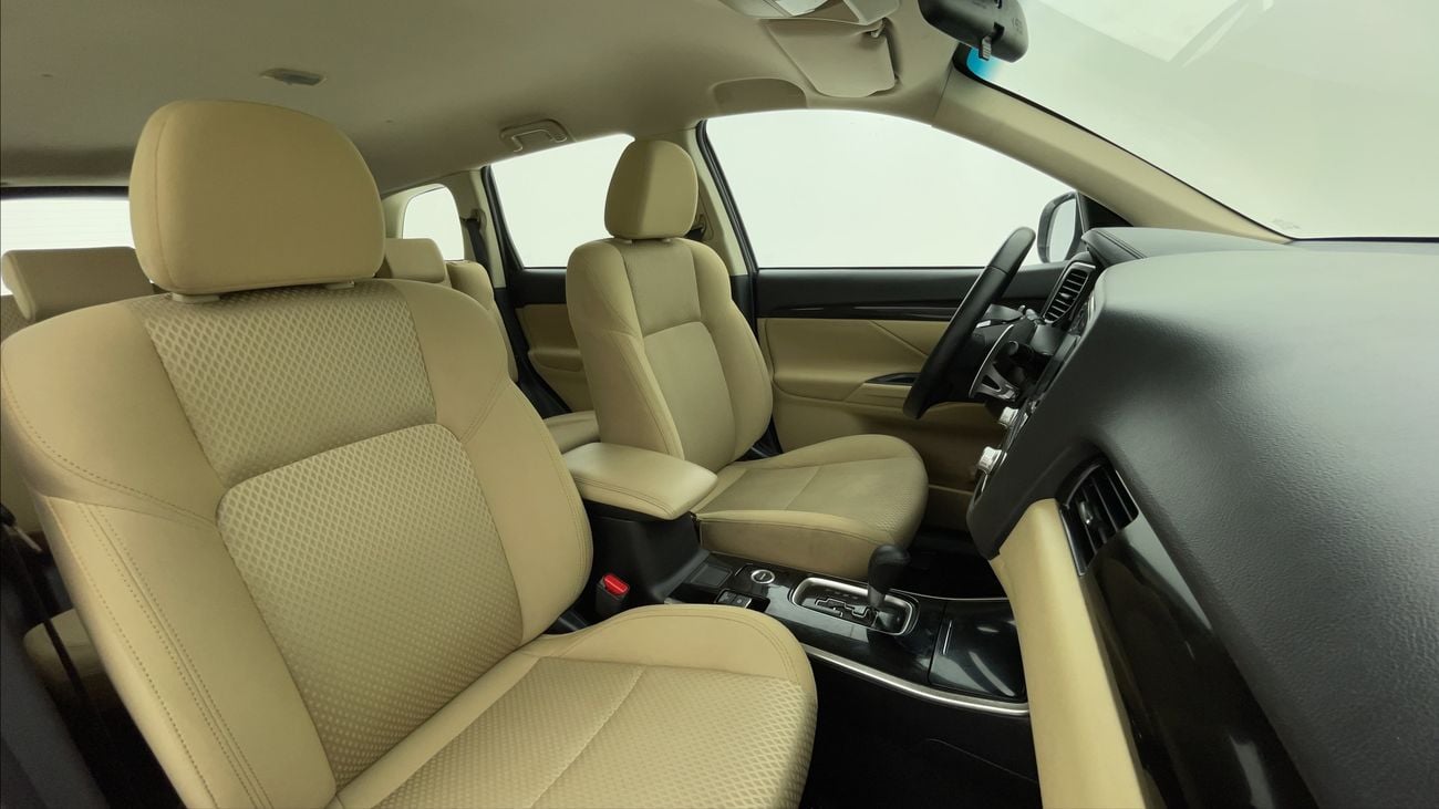 ميتسوبيشي آوتلاندر GLX LOWLINE 2.4 | بدون دفعة مقدمة | اختبار القيادة في المنزل