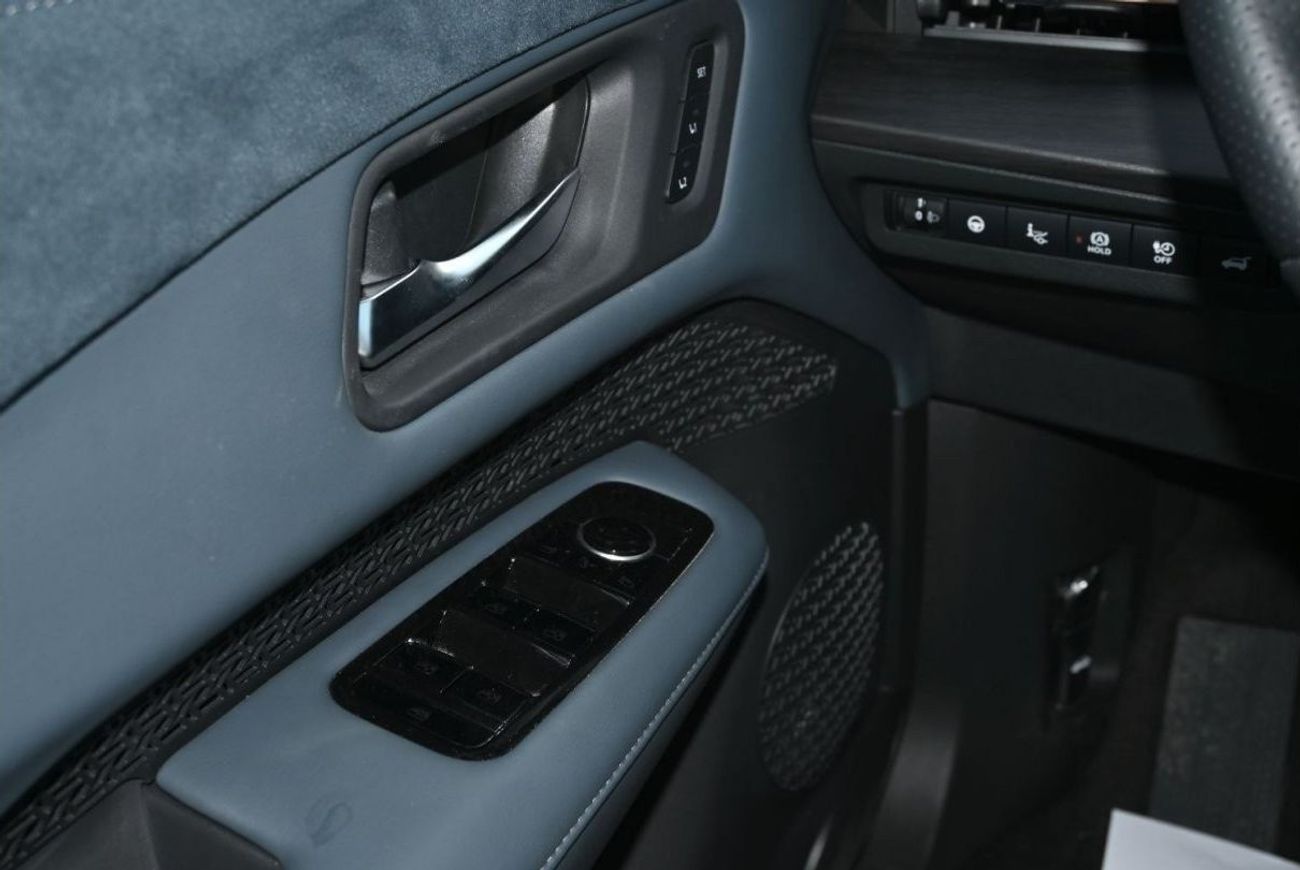 Nissan Ariya NISSAN ARIYA e-4ORCE Color Grey, HIGH PERFORMANCE EDITION 4WD ELECTRIC, Model: 2023