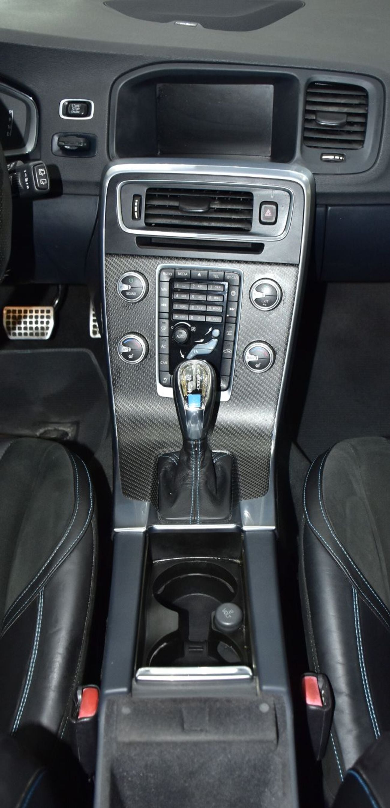 Volvo V60 EXCELLENT DEAL for our Volvo V60 Polestar T6 ( 2016 Model ) in Blue Color GCC Specs