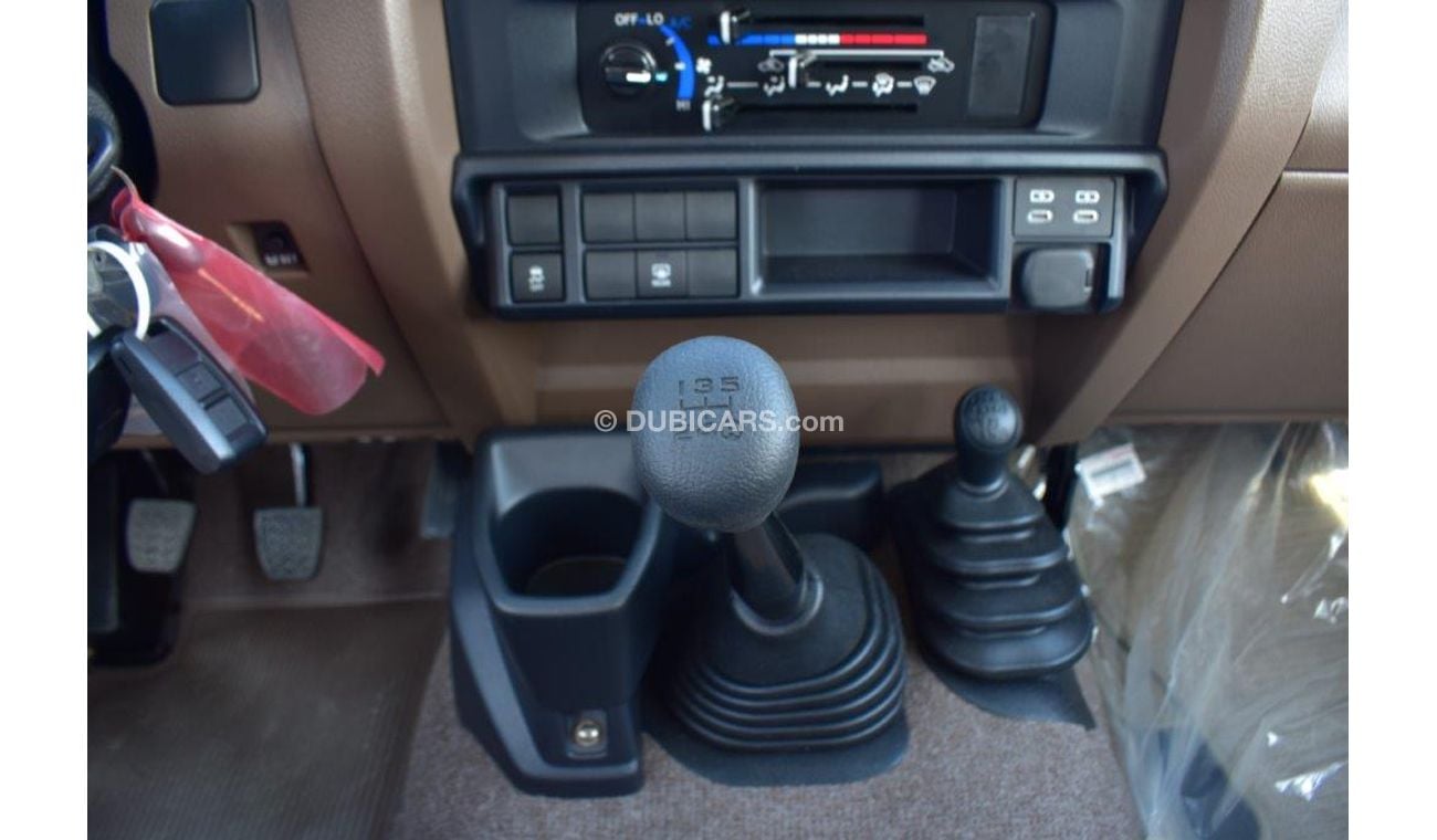 Toyota Land Cruiser 70 76  LX V8 4.5L Manual Transmission