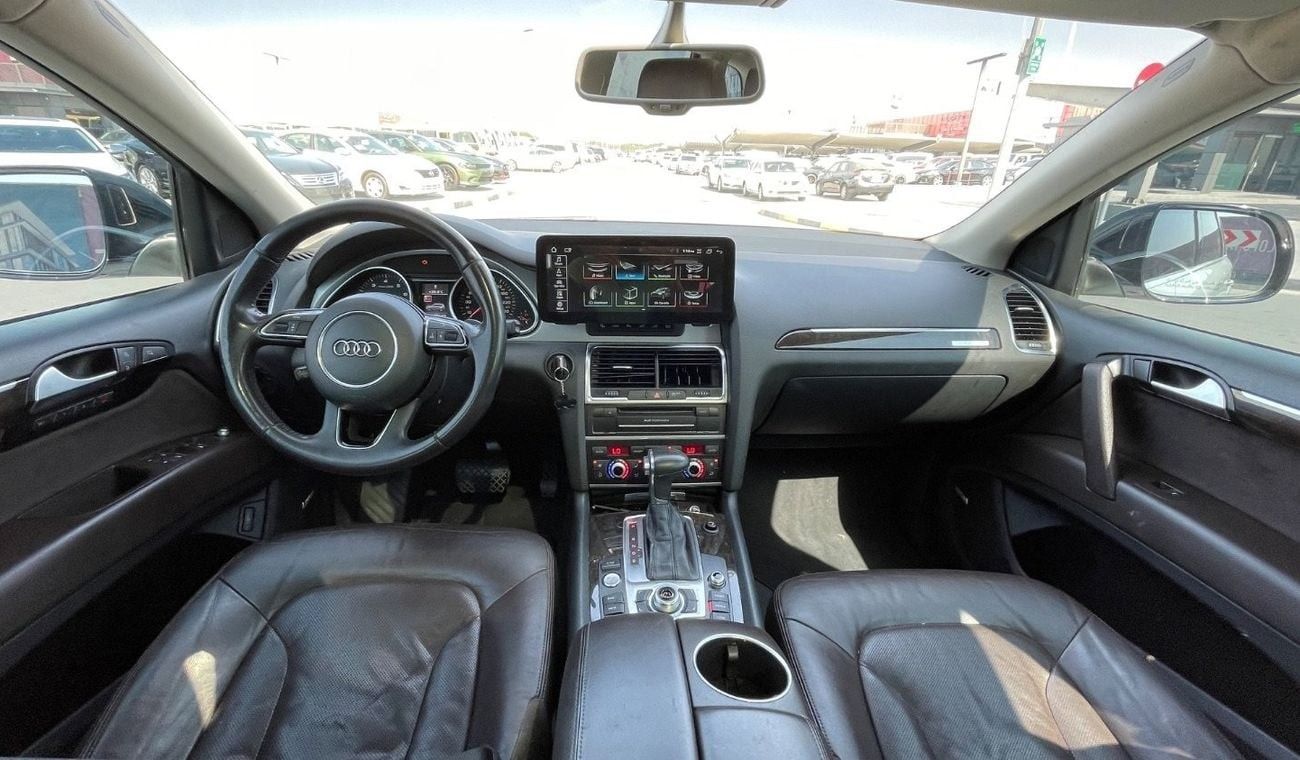 Audi Q7 خليجي. TFSI quattro Exclusive Sports Style Package 3.0L