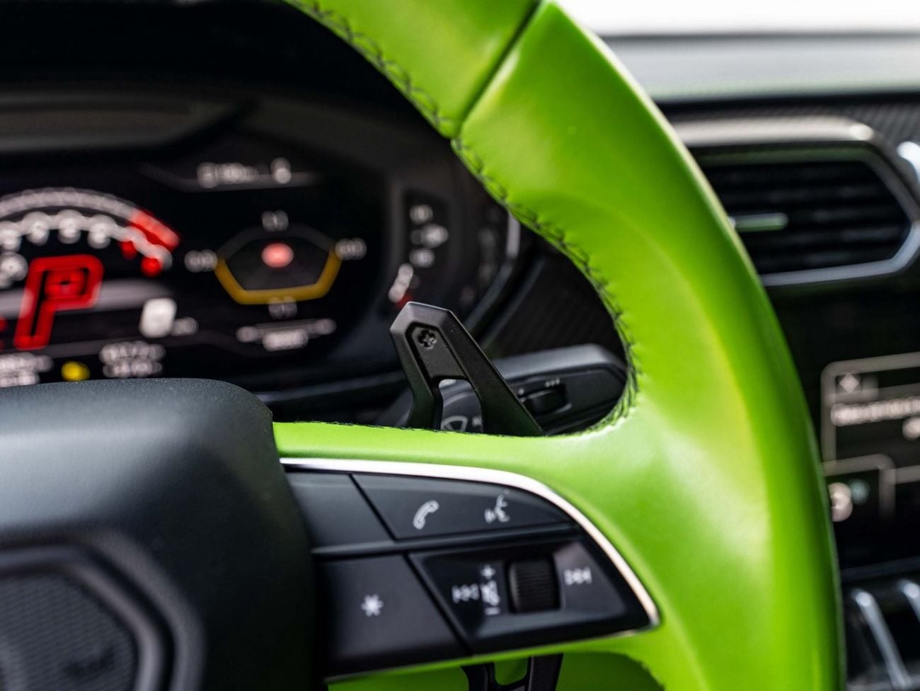 Lamborghini Urus STD