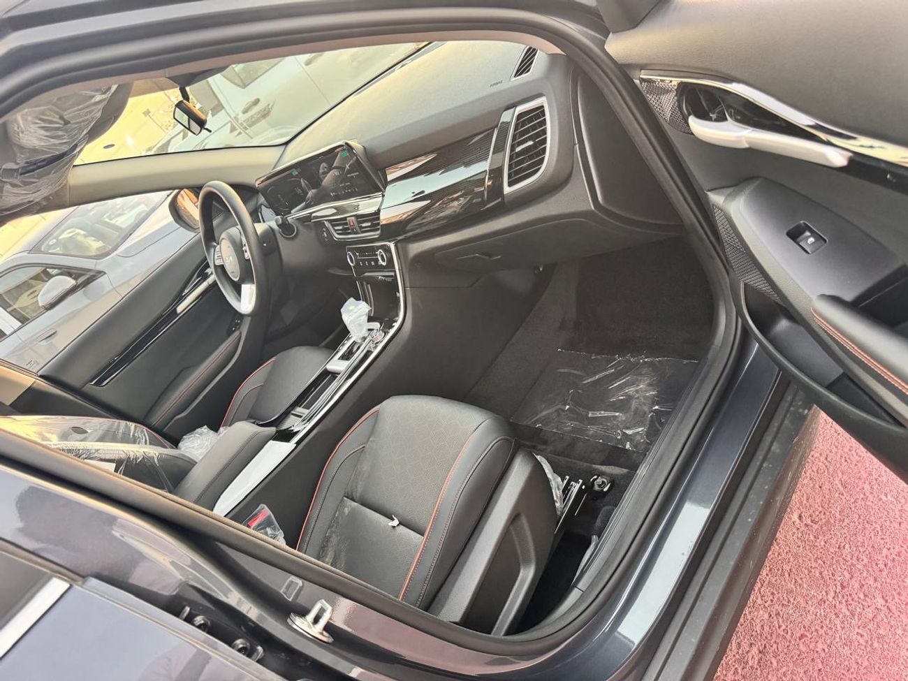 Kia Seltos 1.5 L , china spec , full option