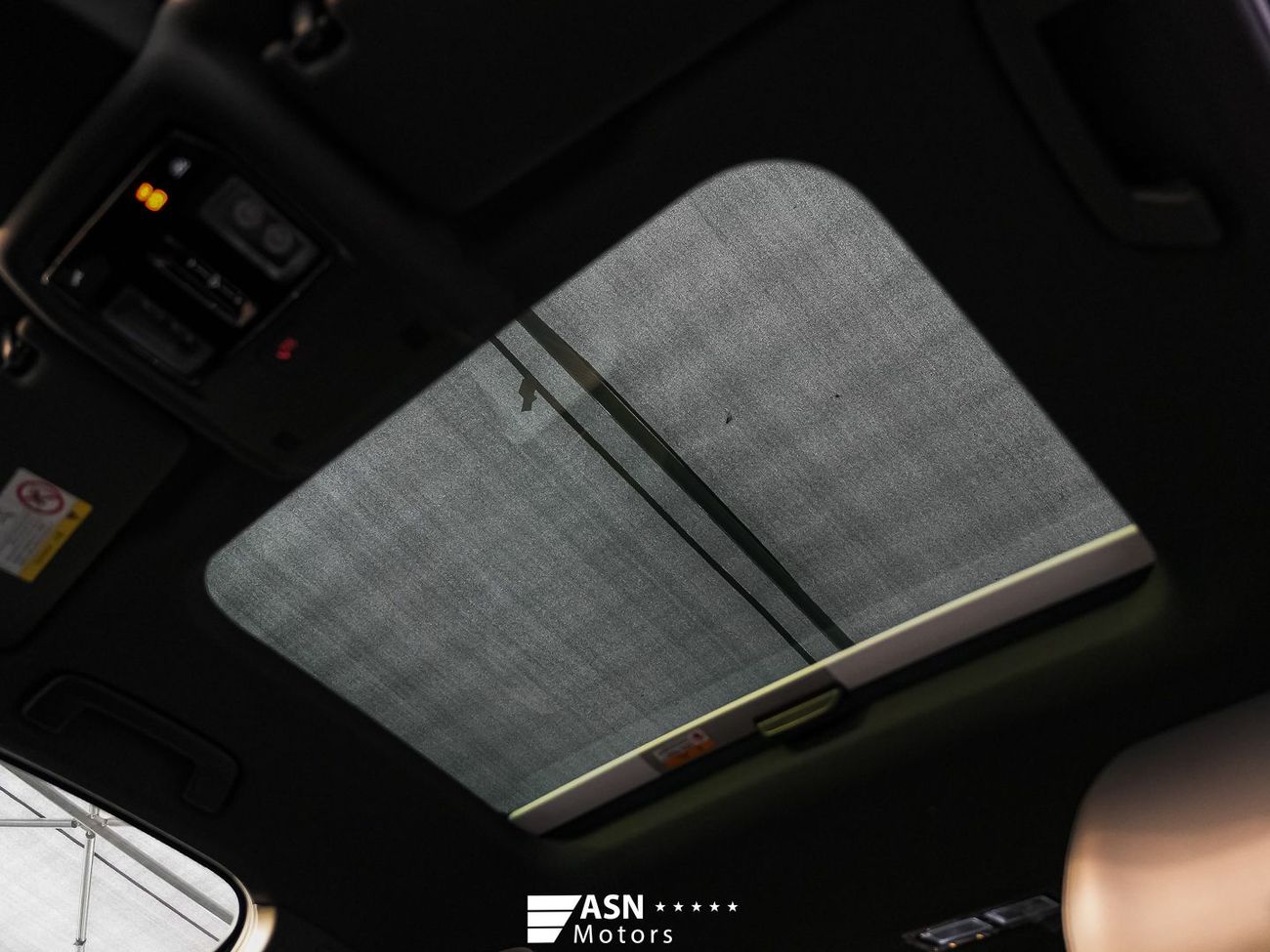 Volkswagen Golf R-Line Black Package Full Edition 2025 (Export Price)