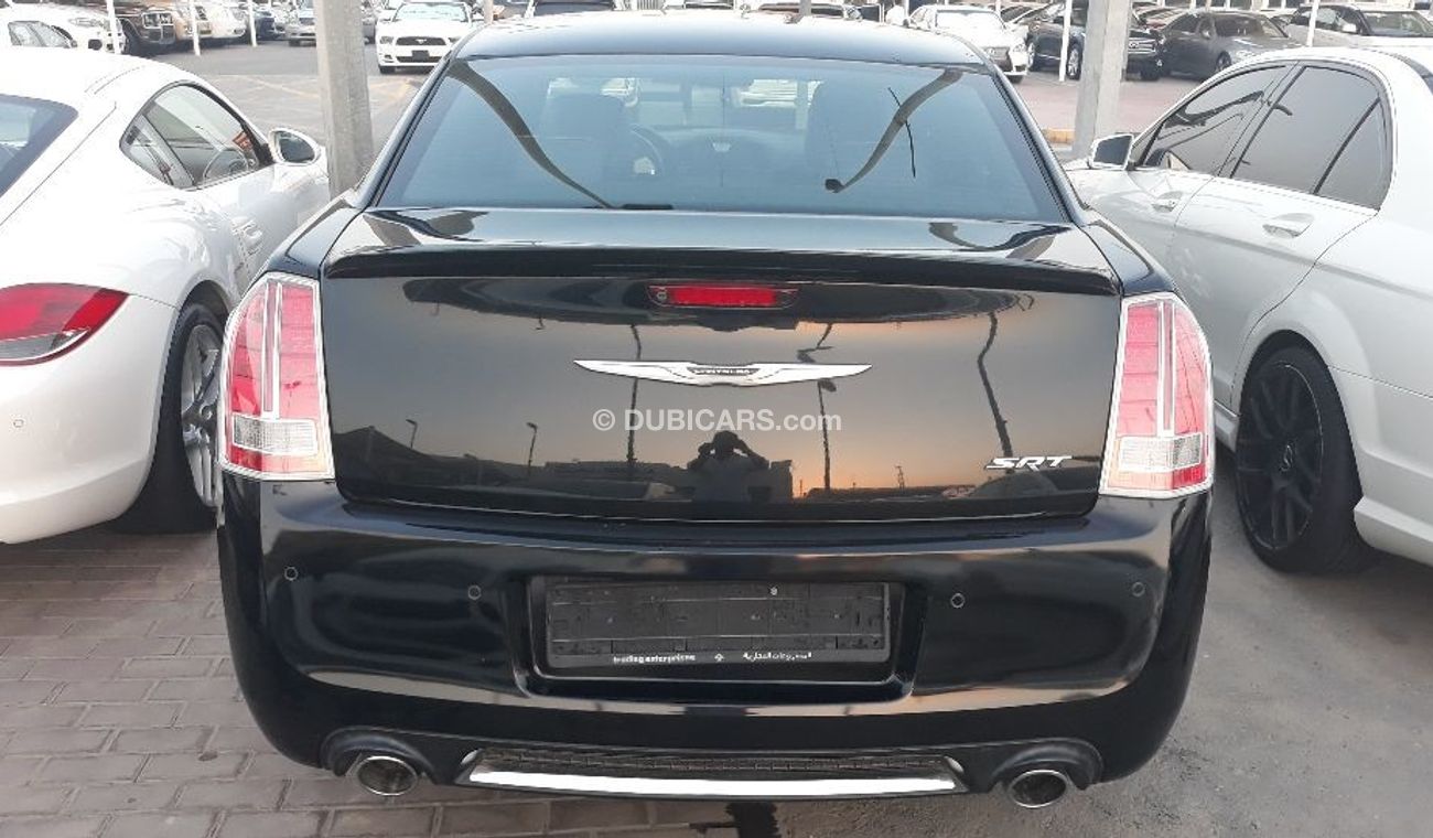 Chrysler 300C 2014 SRT8 Full options Gulf Specs Low mileage clean car