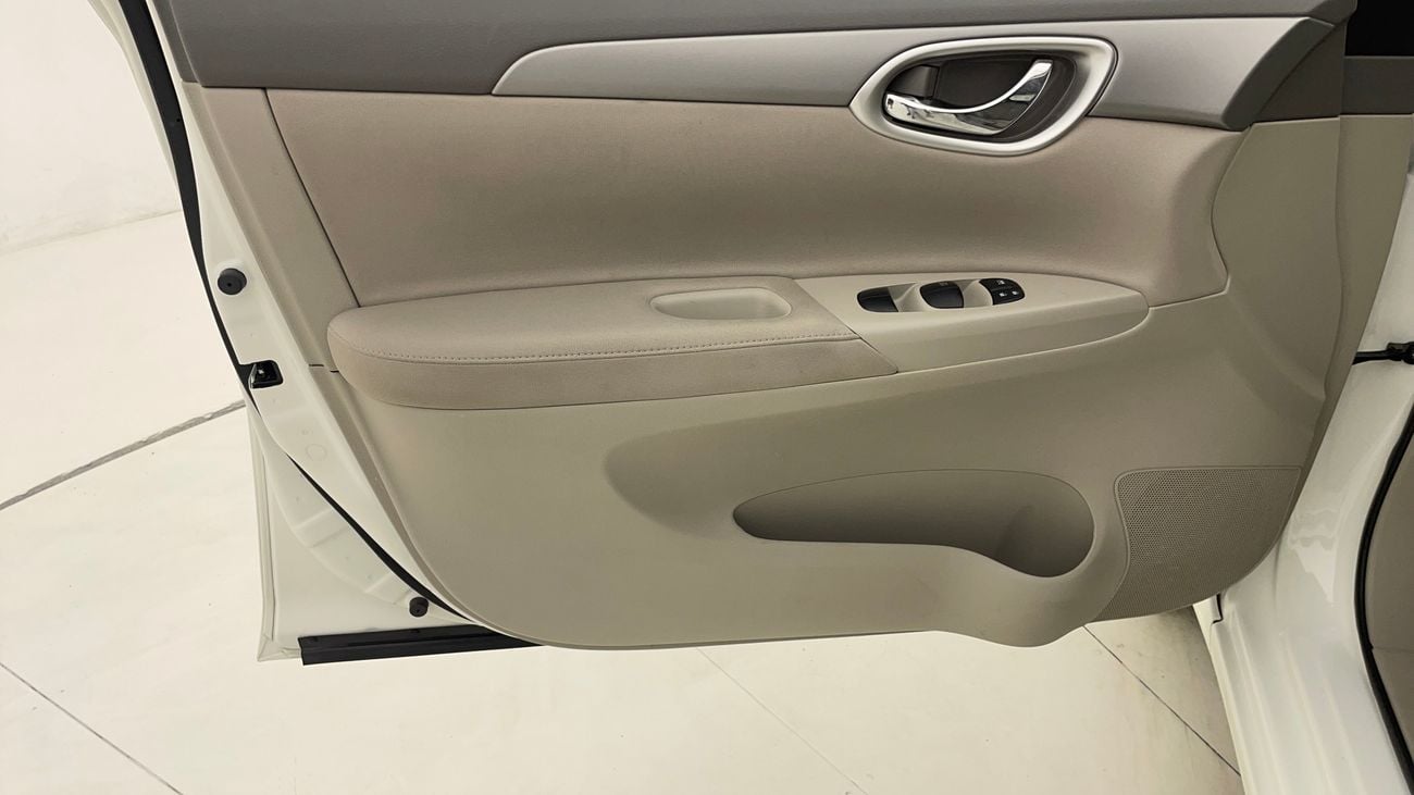 نيسان سنترا S 1.8 | بدون دفعة مقدمة | اختبار القيادة في المنزل