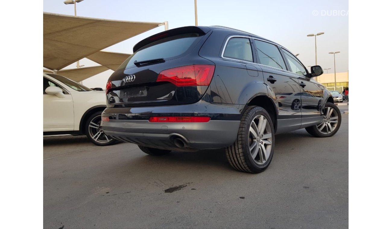 Audi Q7 l2012GCC car one owner from agency car full service full option low mileage