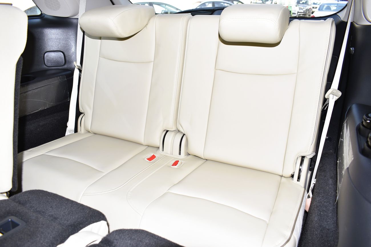 Infiniti QX60 AED 1919 PM | 3.5L LUXURY V6 AWD GCC WITH DEALER WARRANTY