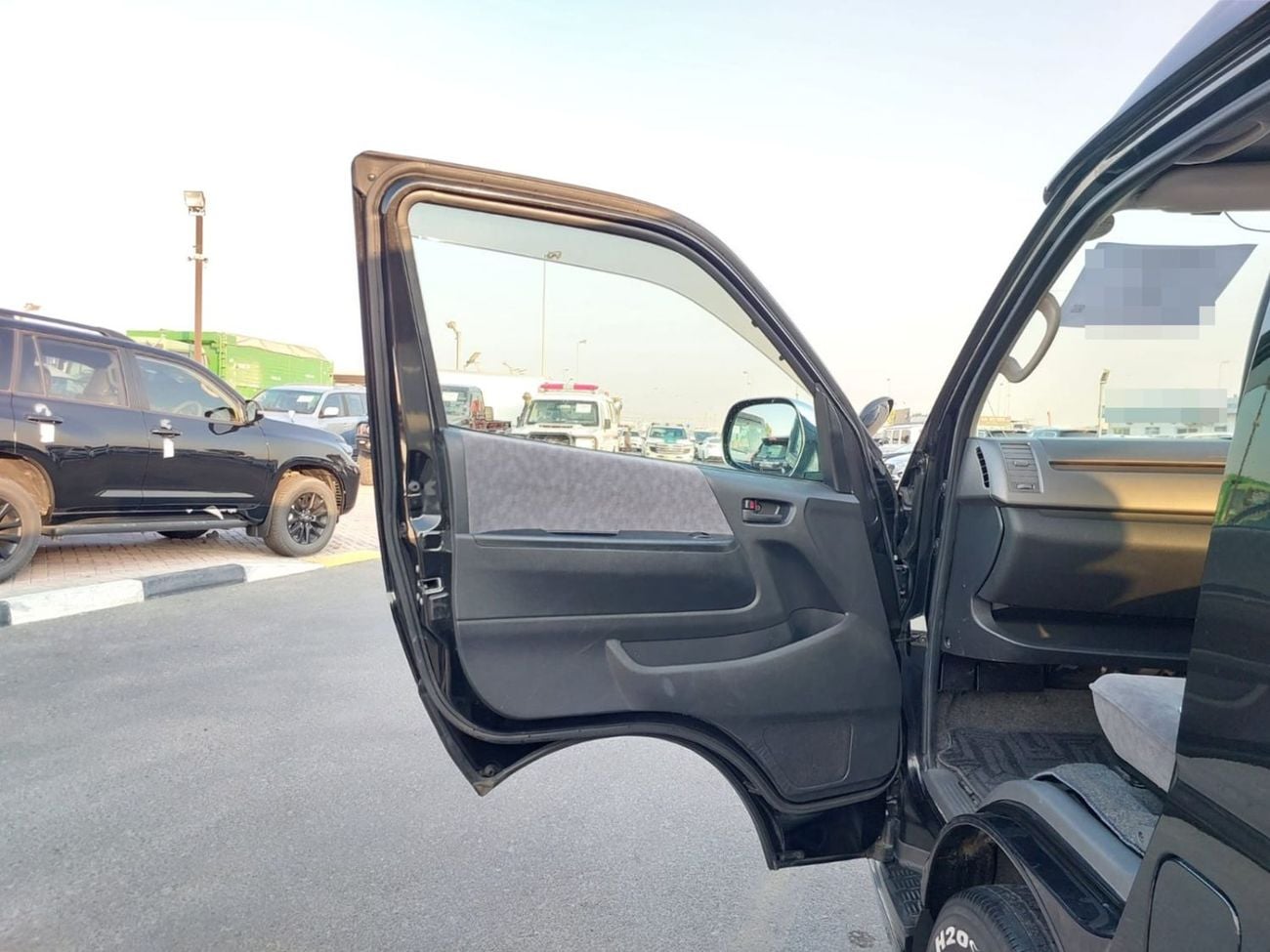 Toyota Hiace TOYOTA HIACE WAGON VAN RHD 2008 MODEL 2.7 L PETROL AUTOMATIC(PM07307)