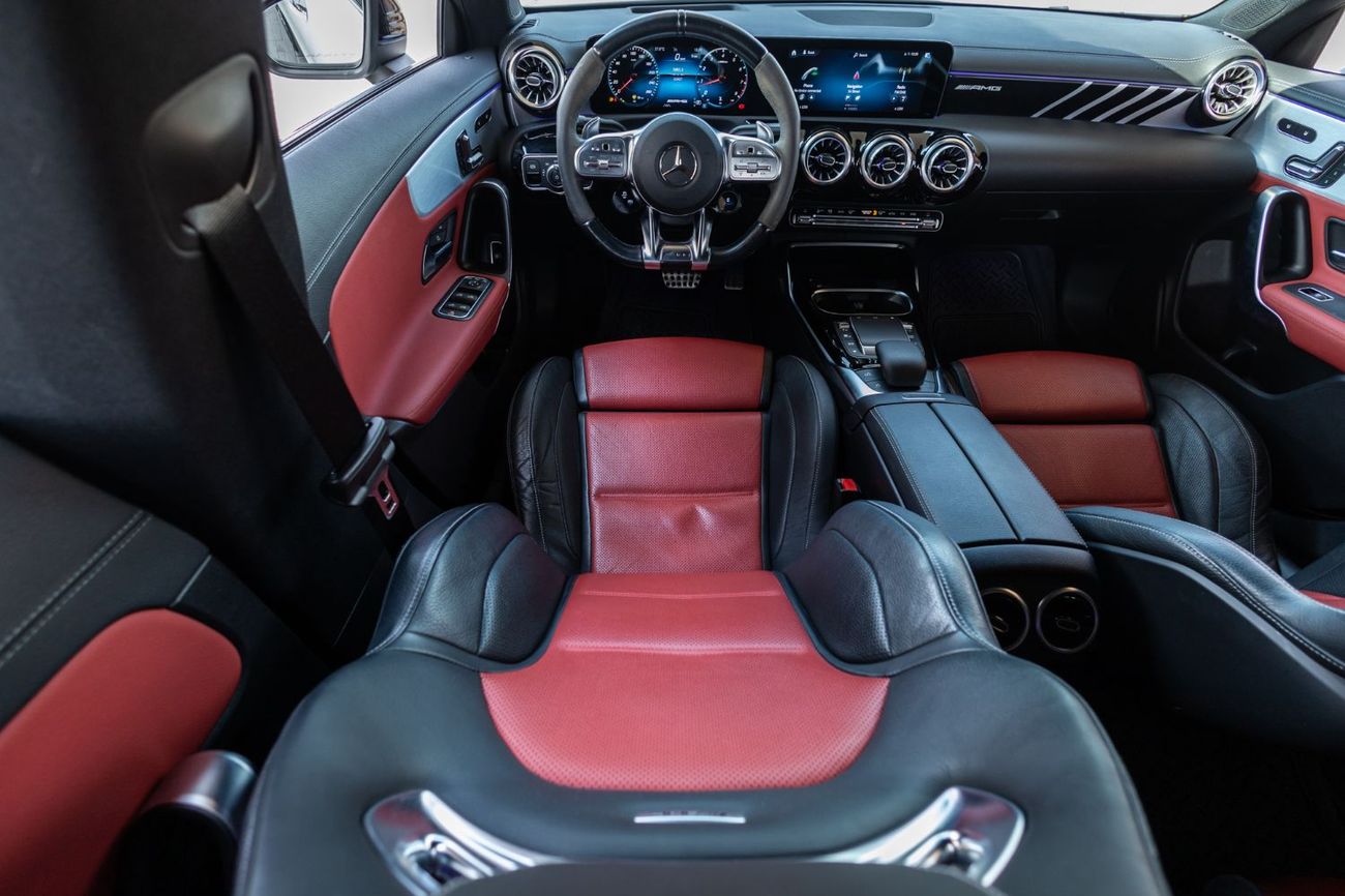 Mercedes-Benz CLA 35 AMG 4MATIC