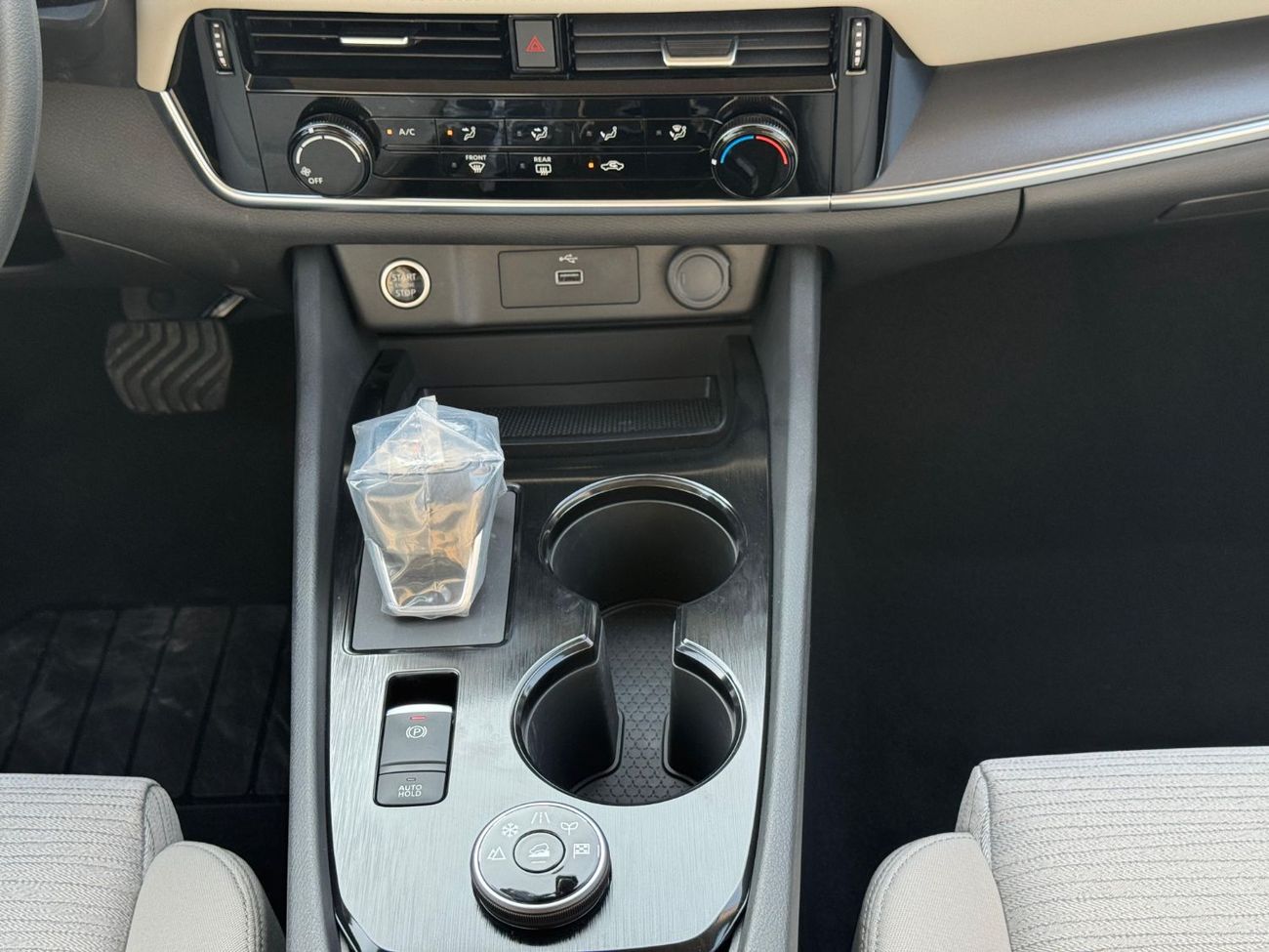 نيسان إكس تريل S 2.5L (169 HP) FWD 2024 GCC Export Only @ 73,000 AED