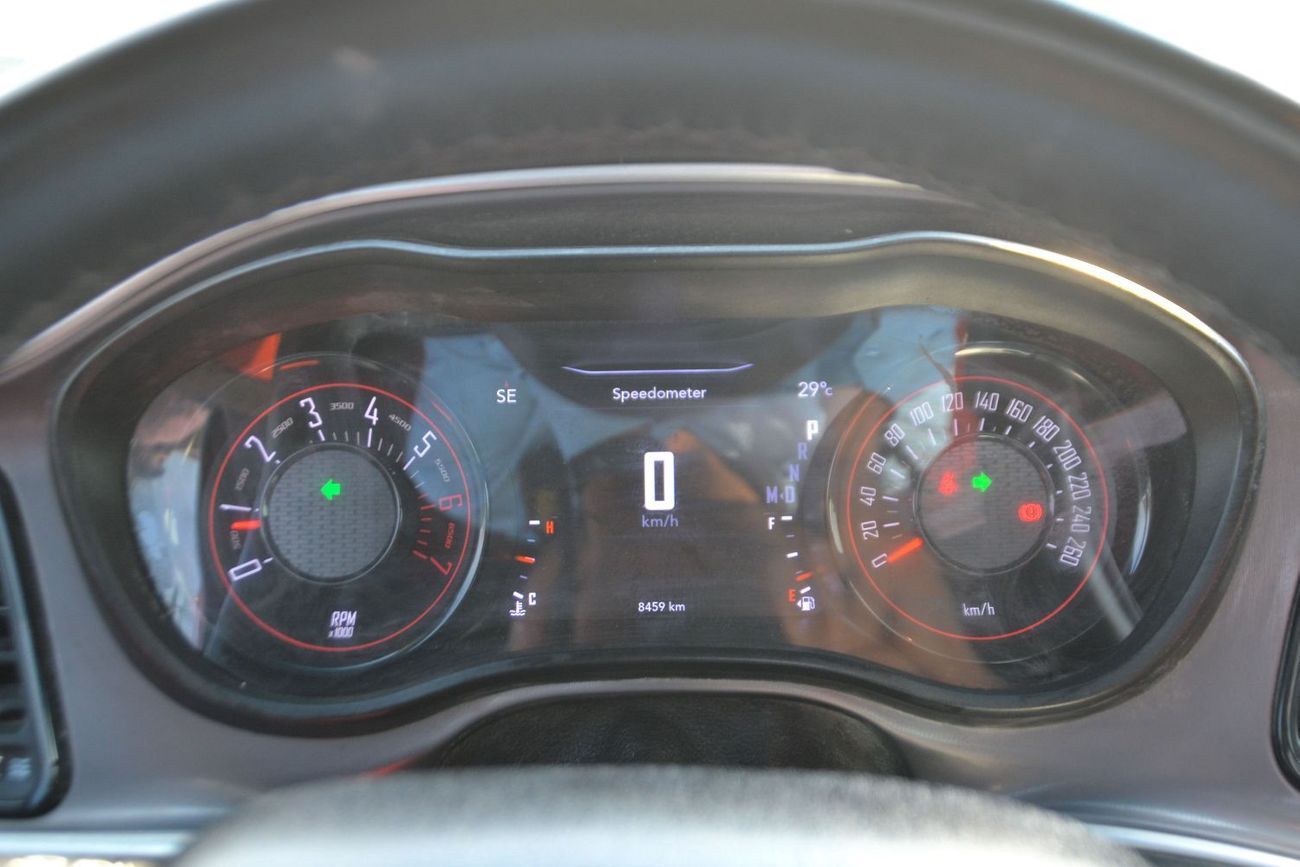 دودج تشالينجر R/T 5.7L (370 HP)