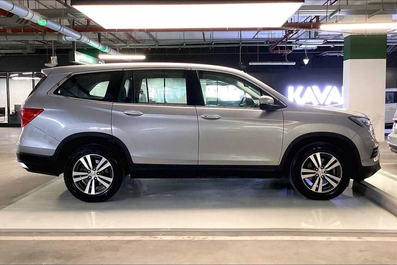 فولفو XC 40 T5 R Design | شامل الضمان | 0 ﺪﻔﻋﺓ ﺃﻮﻟﻯ