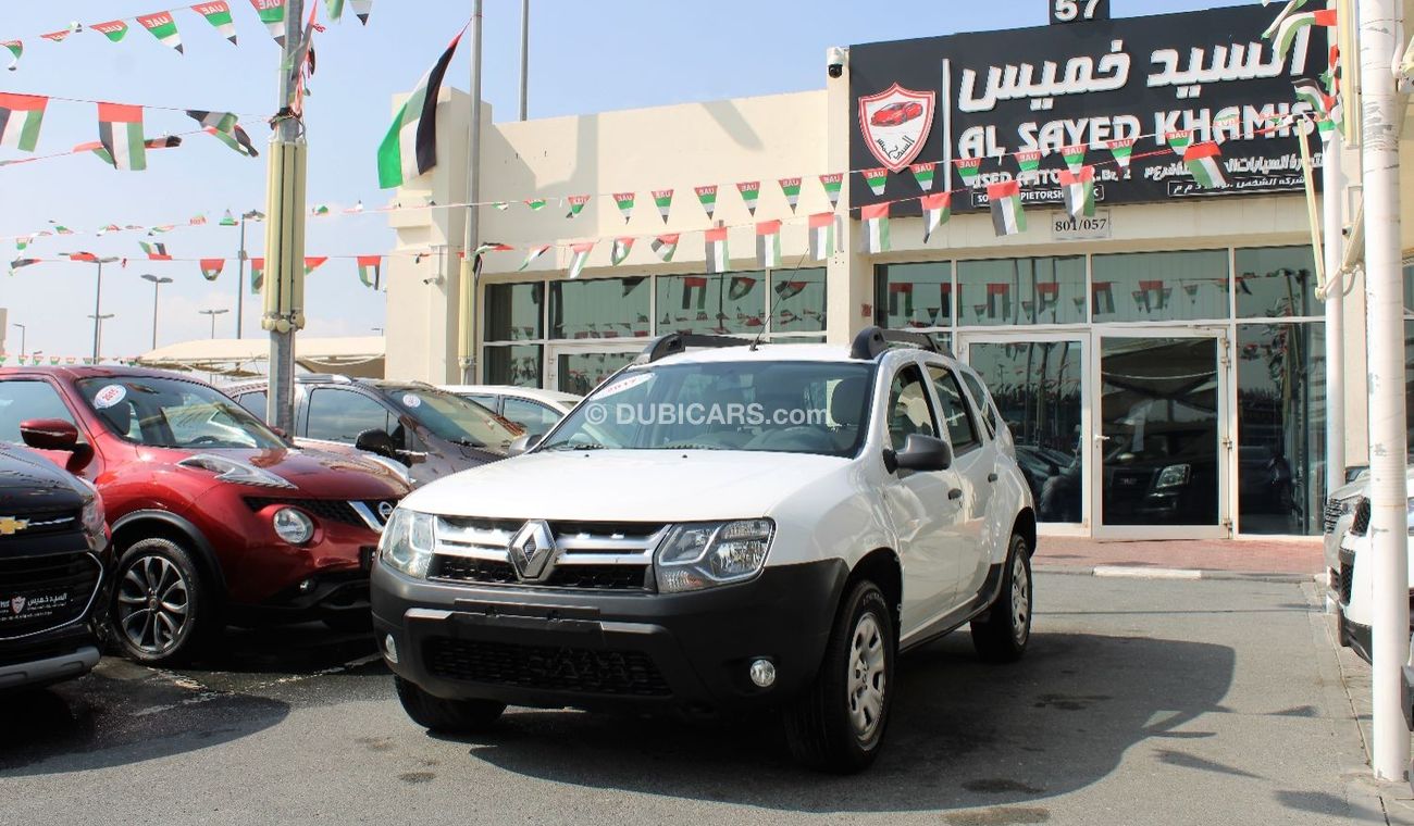 رينو داستر SE بلس خالية من الحوادث - خليجي - السيارة بحالة ممتازة من الداخل والخارج