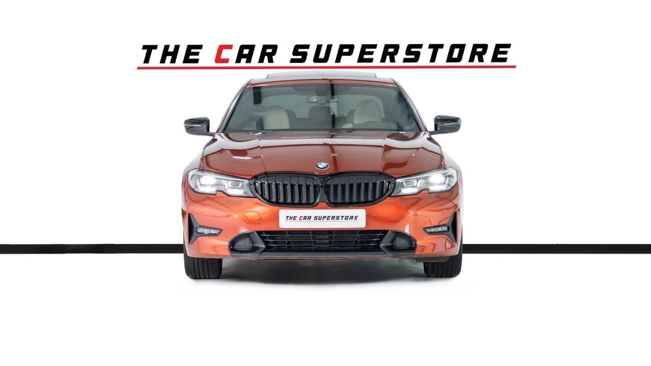 BMW 330i Std 2.0L GCC-Low Mileage-Full Service History-Premium Metallic Paint-LED Headlights-Rear View Camera