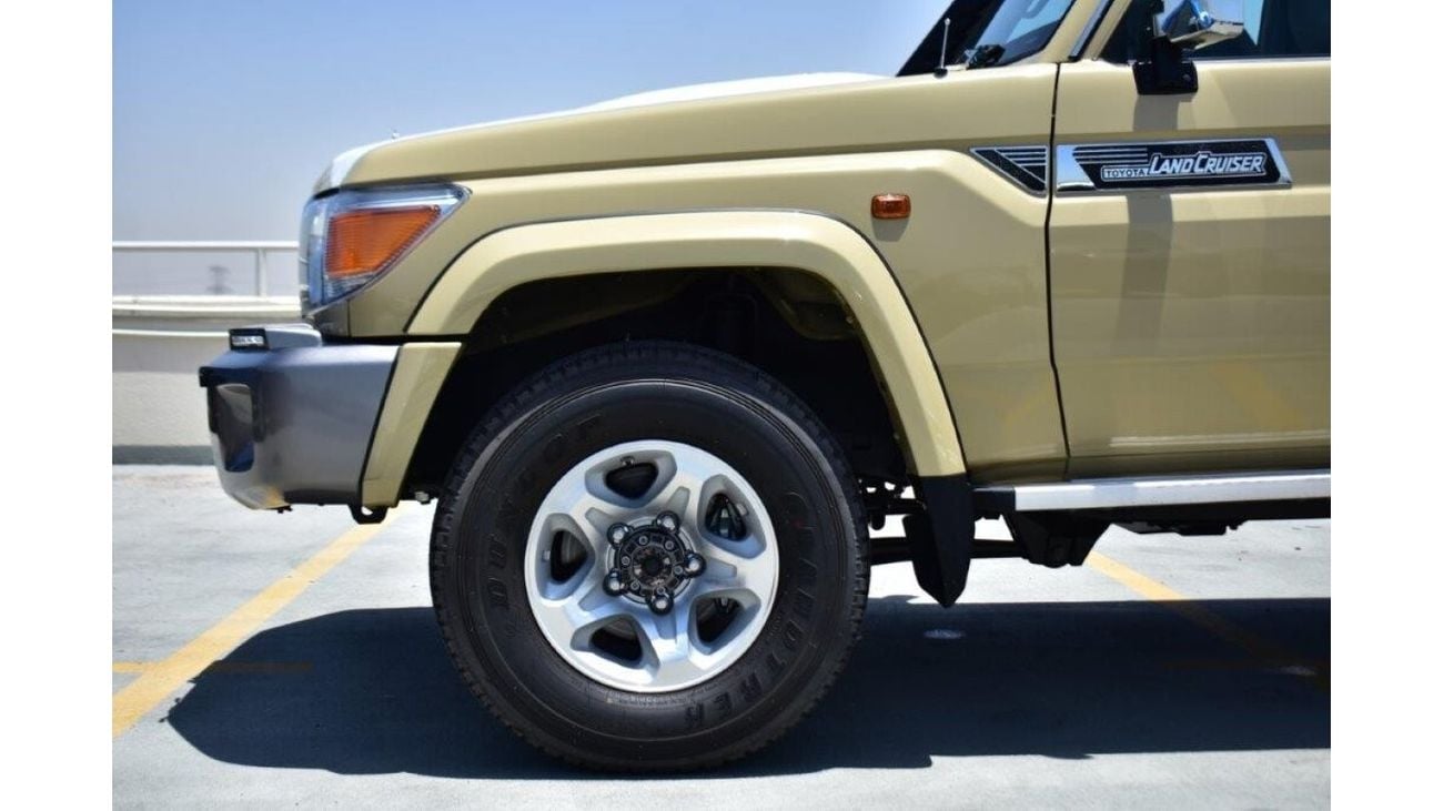 Toyota Land Cruiser Pick Up 79 Double Cab Limited