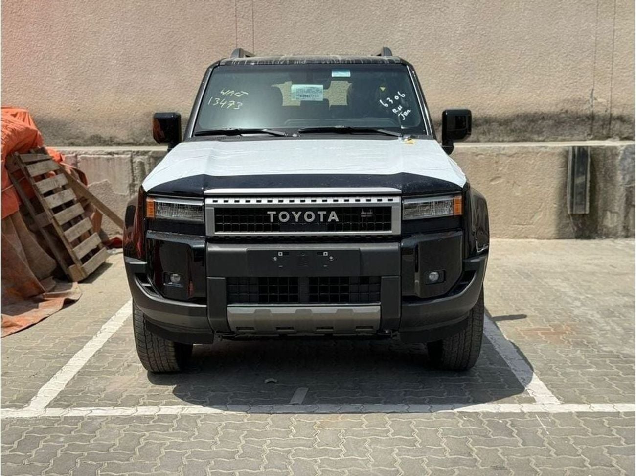 تويوتا برادو GXR PRADO LIMITED 2.7L PETROL | 2024 | BRAND NEW | 0 KM | 03 YEARS WARRANTY