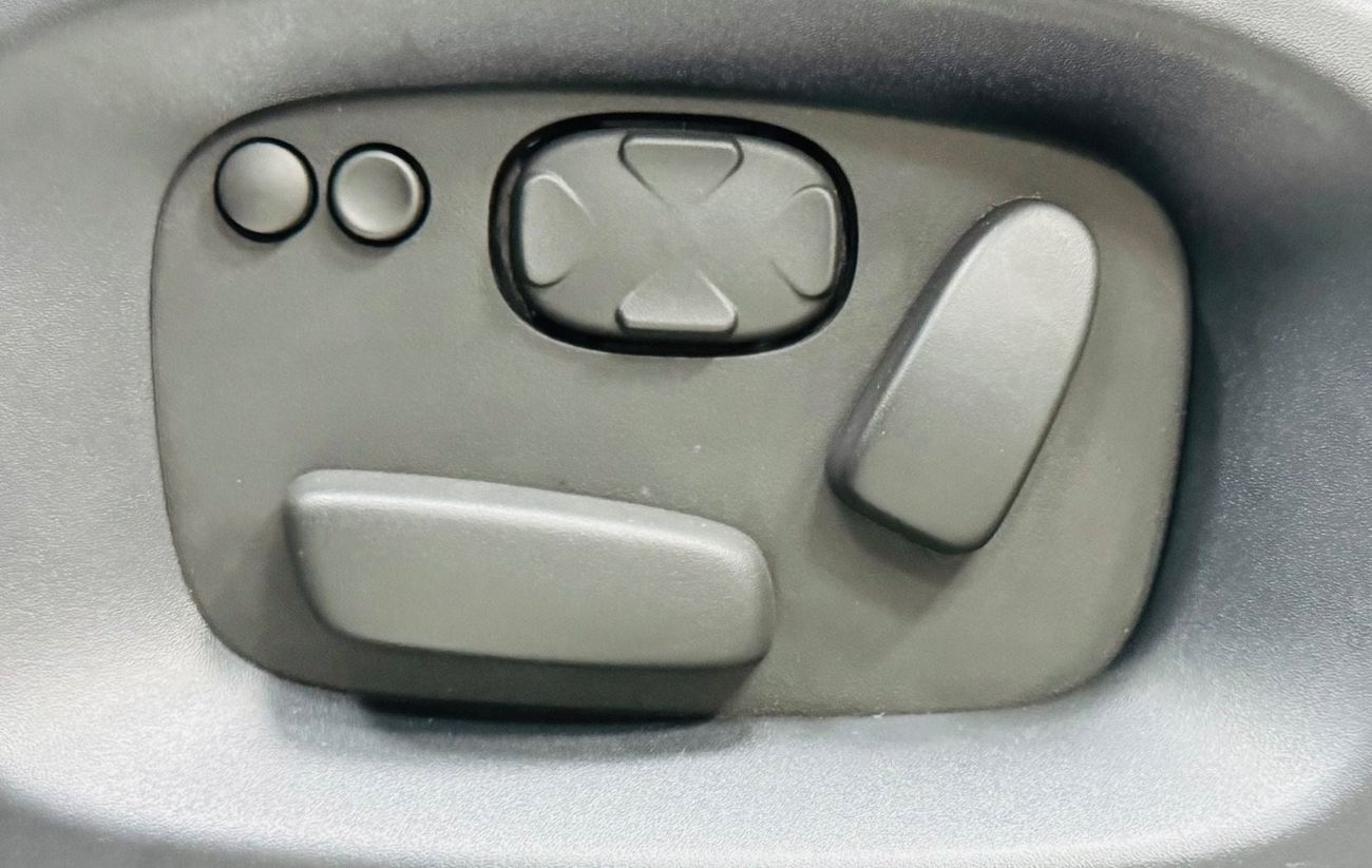 Land Rover Range Rover Sport GCC .. FSH .. V6 .. HSE .. 7 Seats .. DVD .. Top Range