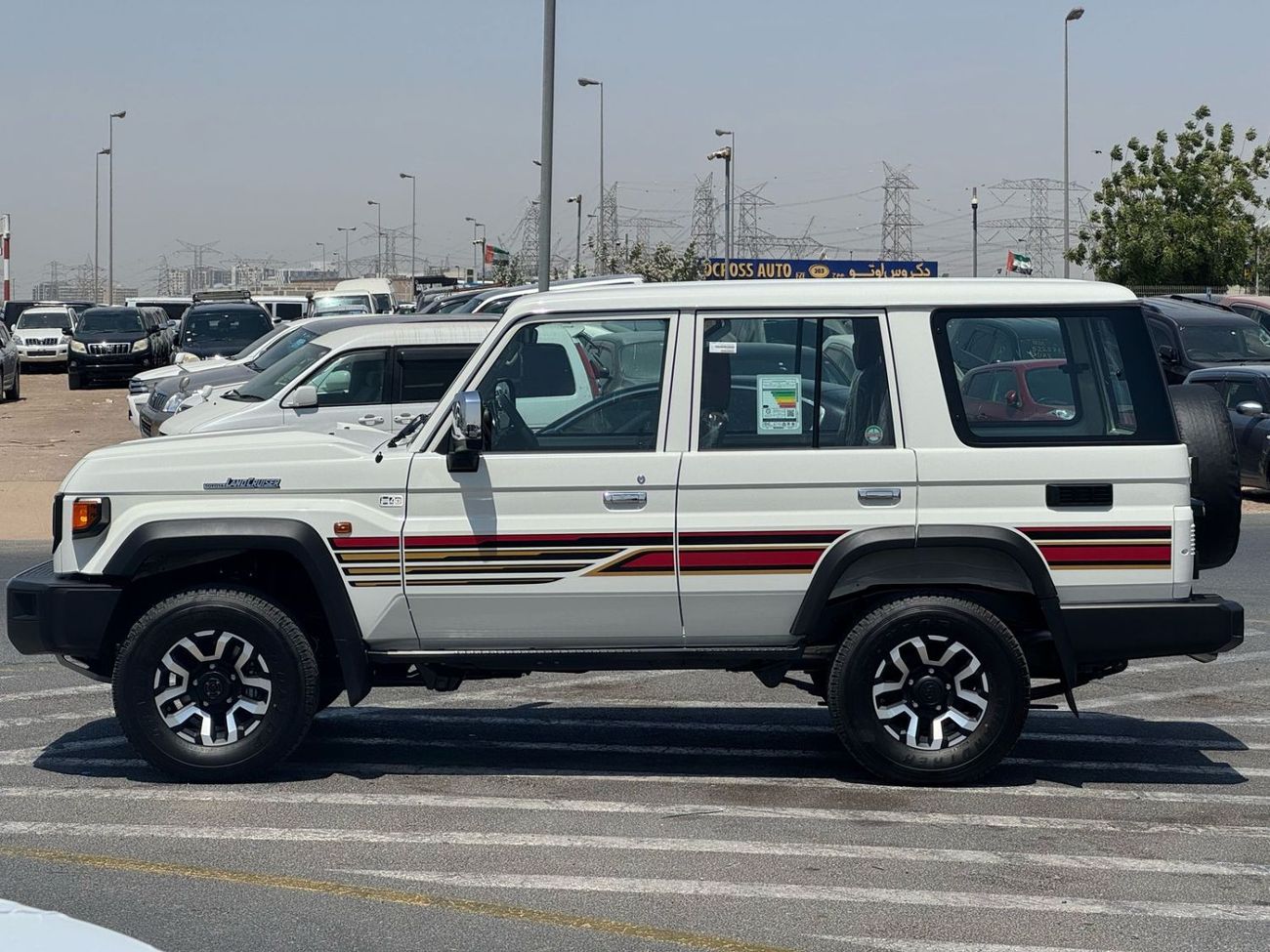 تويوتا لاند كروزر 70 2025 TOYOTA LAND CRUISER LC76 HARD TOP, 4L, PETROL, A/T, 4WD, WHITE/BEIGE