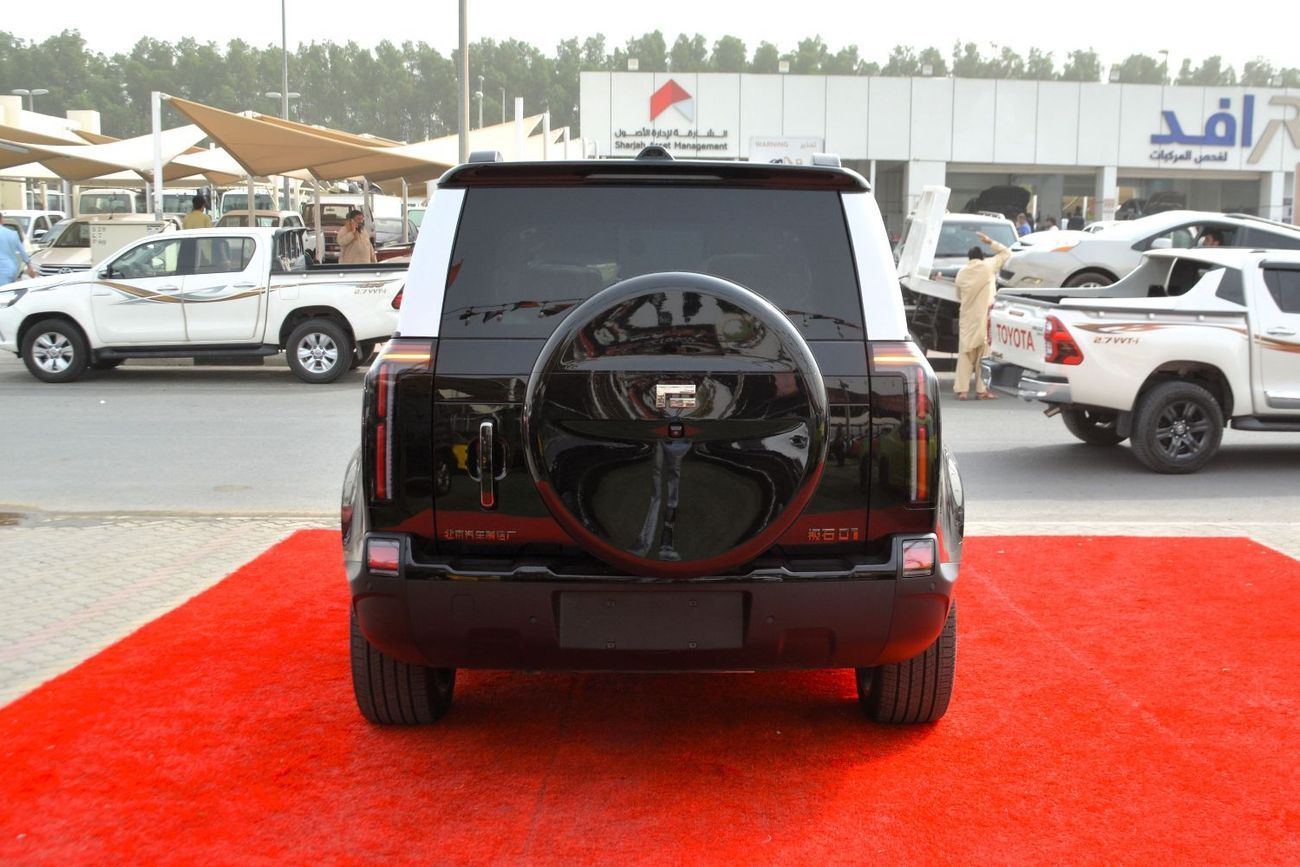 ROX 01 VIP | HYBRID | 6 SEATS | SUV |