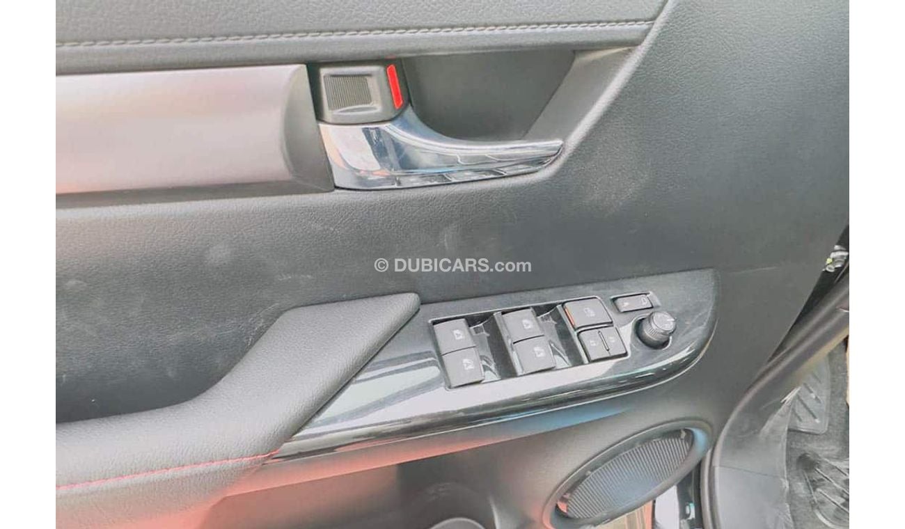 تويوتا هيلوكس D/cab P/up 4x4 2.8L Diesel - A/T - 23YM - GRS - BLK_BLK (EXPORT OFFER)