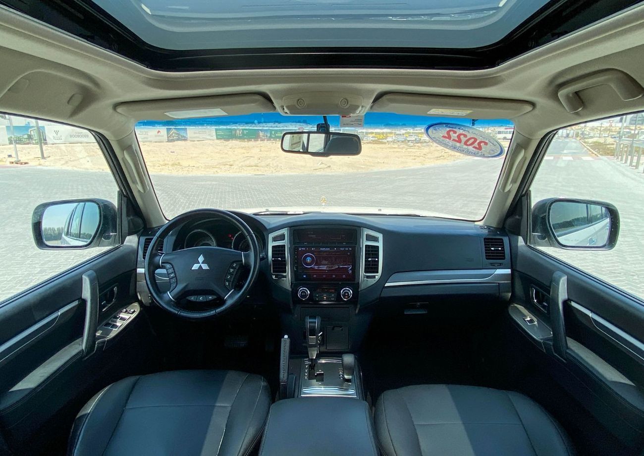 ميتسوبيشي باجيرو Mitsubishi Pajero | 3.0L | 2022 | GCC Original Paint Accident-Free In Excellent Condition 1092 P.M