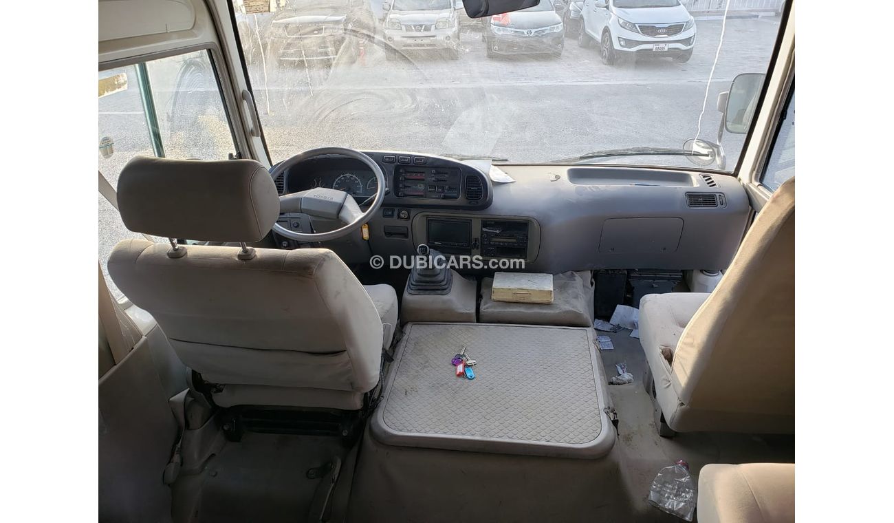 Toyota Coaster M/T 4.2L DIESEL WHITE 2012 (LOT# 53545)