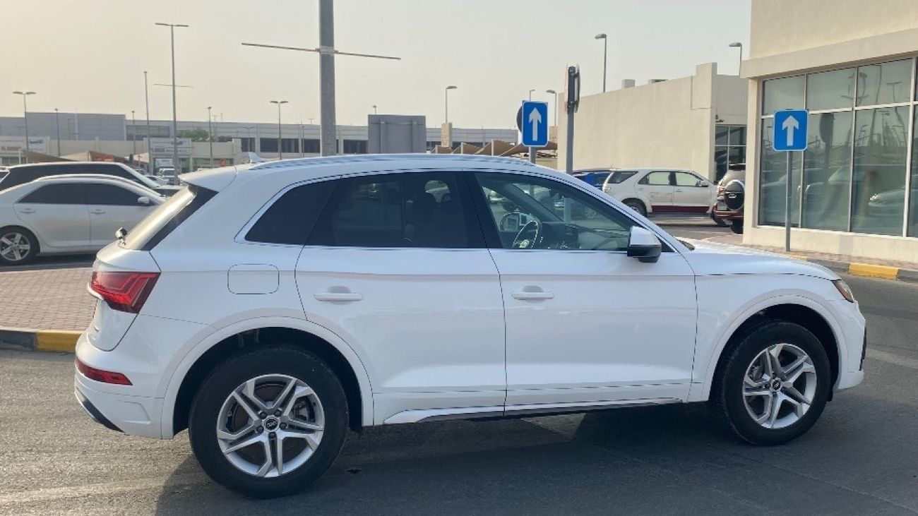 أودي Q5 2.0L, V4