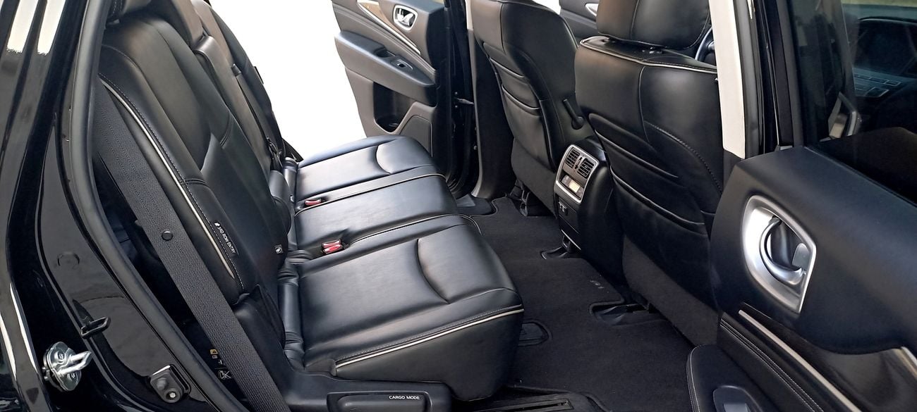 Infiniti QX60 PREMIUM 3.5L V6 AWD 7 SEATER CLEAN AND NEAT PERSONAL VEHICLE